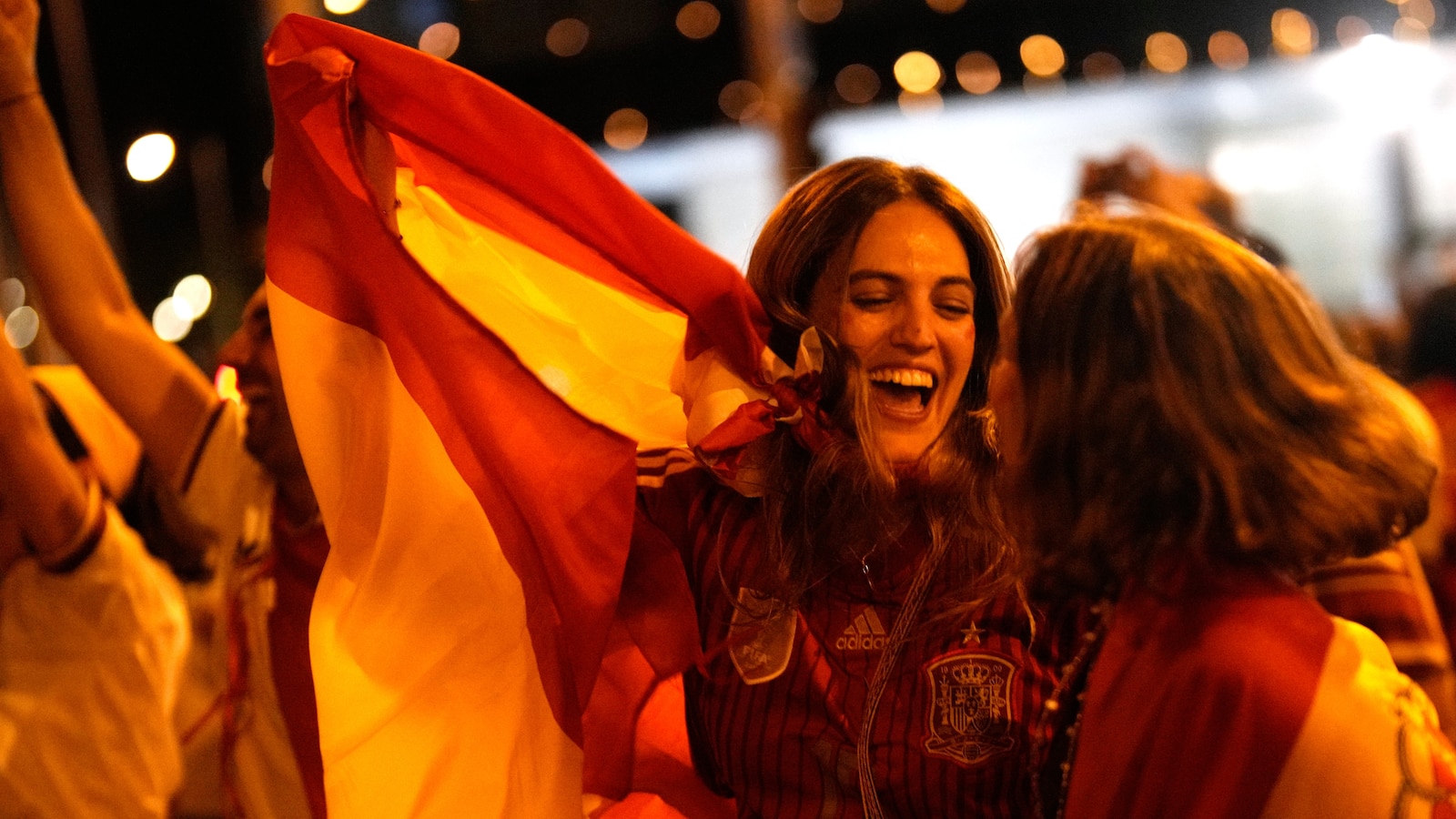 Los campeones del mundo de España regresan a casa para recibir una bienvenida real y un desfile en Madrid