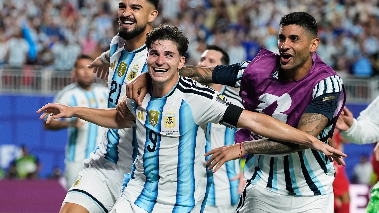Argentina vence 3-1 a Suiza en tiempo extra y avanza a semifinales del Mundial