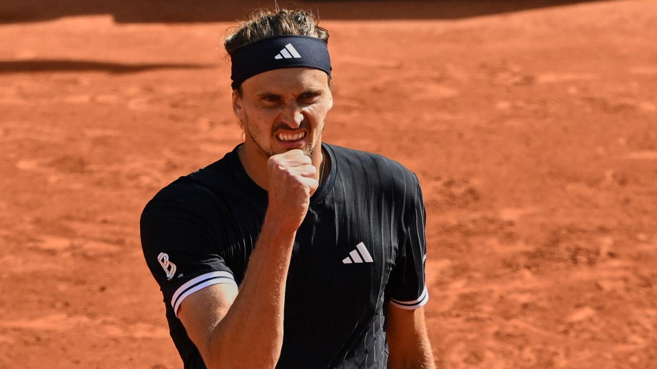 Zverev derrota a Cobolli y gana el Abierto de Francia, el primer Grand Slam